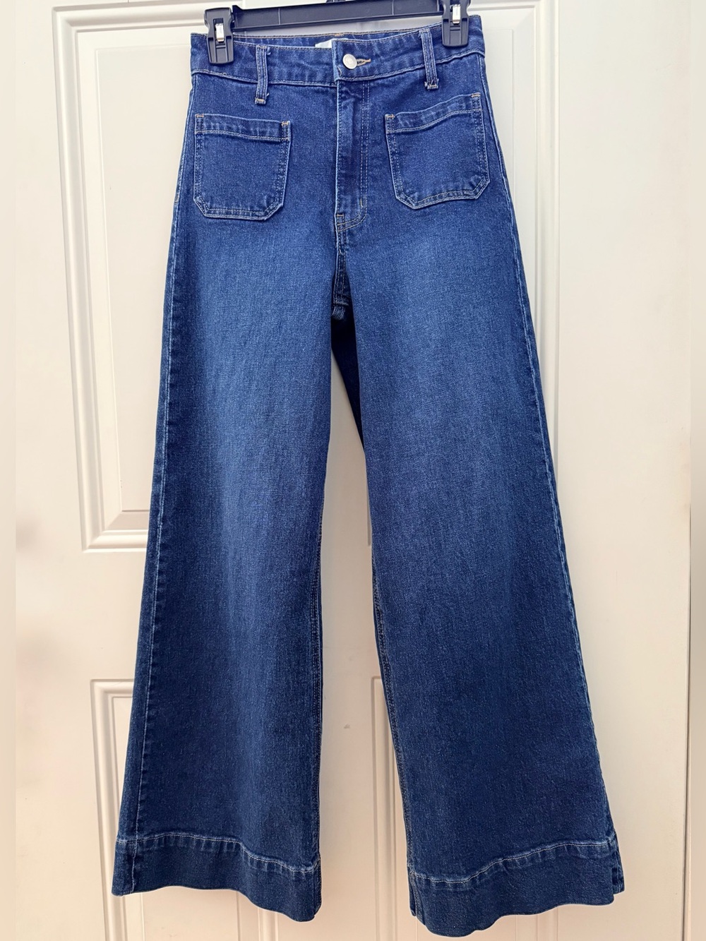 H&M Wide Leg Patch Pocket Jeans